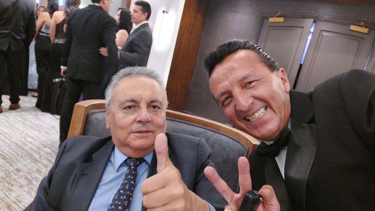 Querido Pato, que puedo decir..te fuiste pero dejas un legado importante para estas nuevas generaciones, gracias por la amistad y cariño eterno maestro.