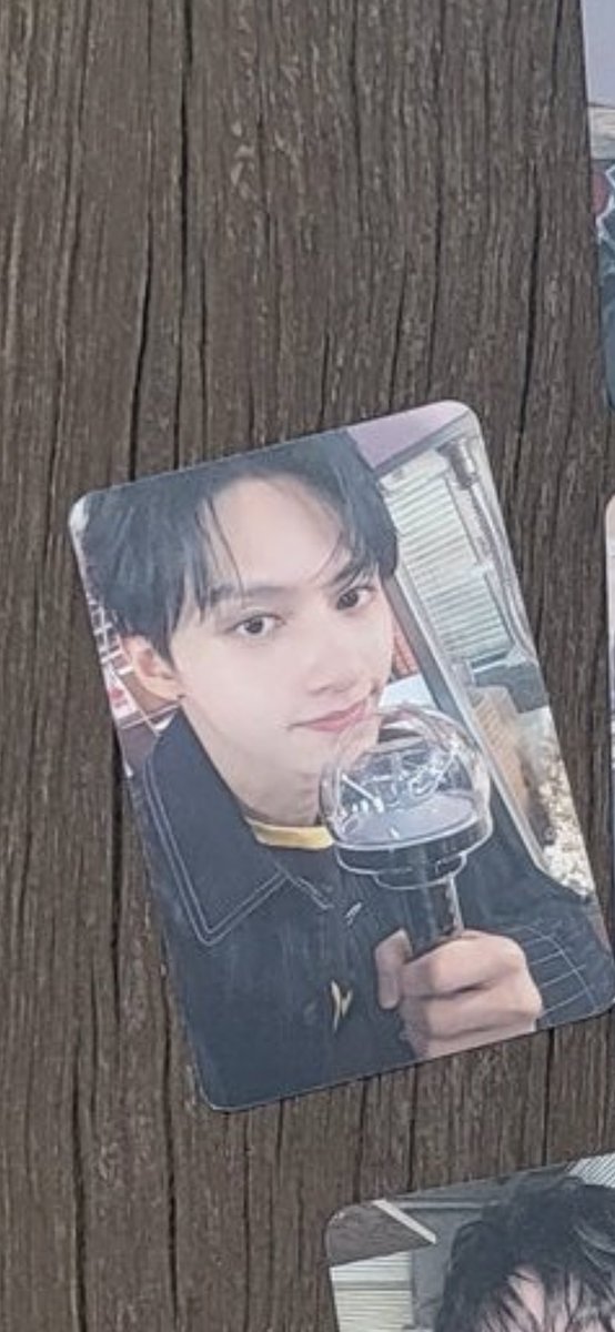 cheolnchan's tweet photo. SEVENTEEN CARATZONE PHOTOCARD
JUN -> WONWOO 🤗

세븐틴 콘서트 캐럿존 포터카드
준 -> 원우 🫶🏼

dm plz https://t.co/XYMWLbwdVu