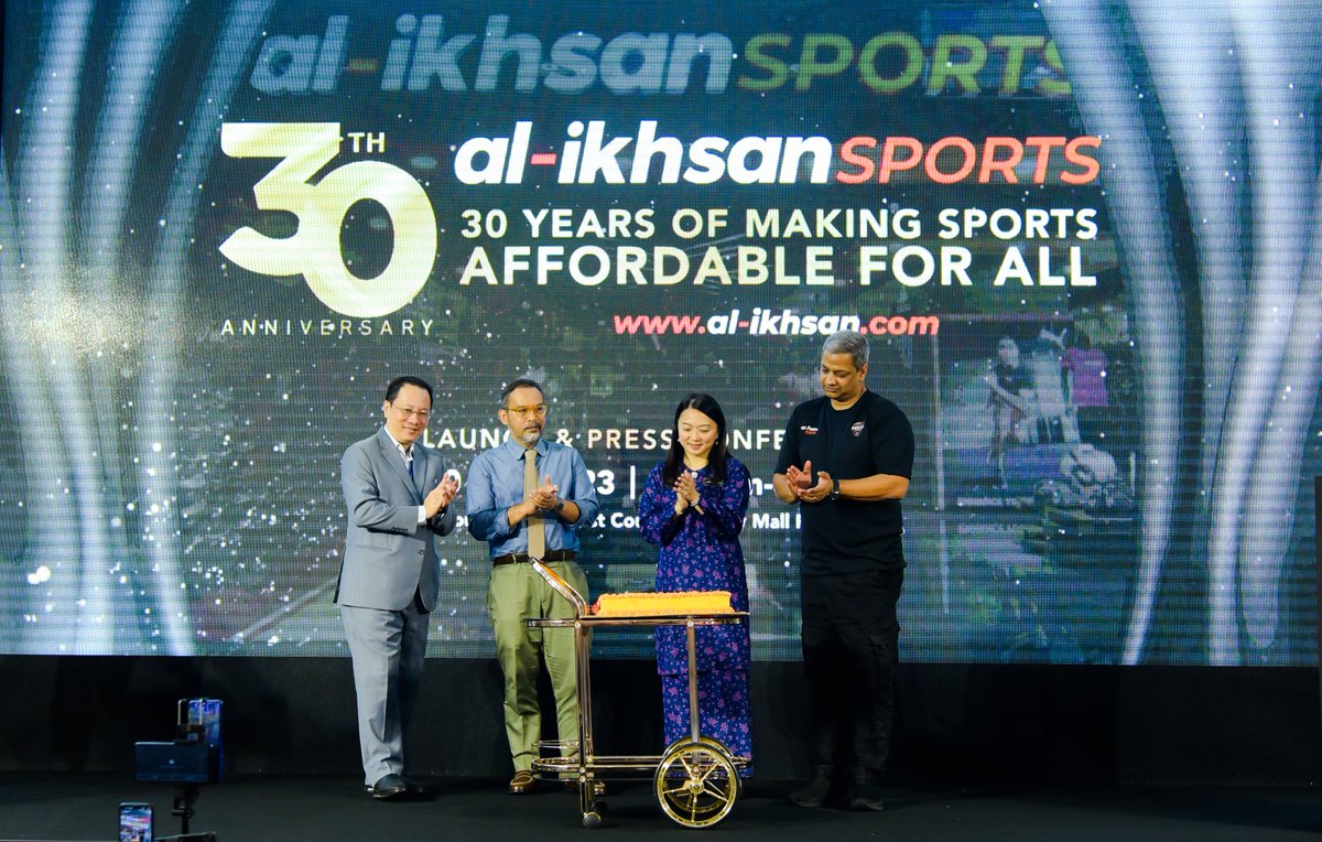 Sempena ulangtahun Al-Ikhsan Sports yg ke 30, kami membawakan pengalaman yang indah bagi anda semua!

Kempen ini telah dilancarkan semalam di IOI City Mall oleh CEO kami bersama CEo EKuinas dan juga YB Hannah Yeoh, Menteri KBS.