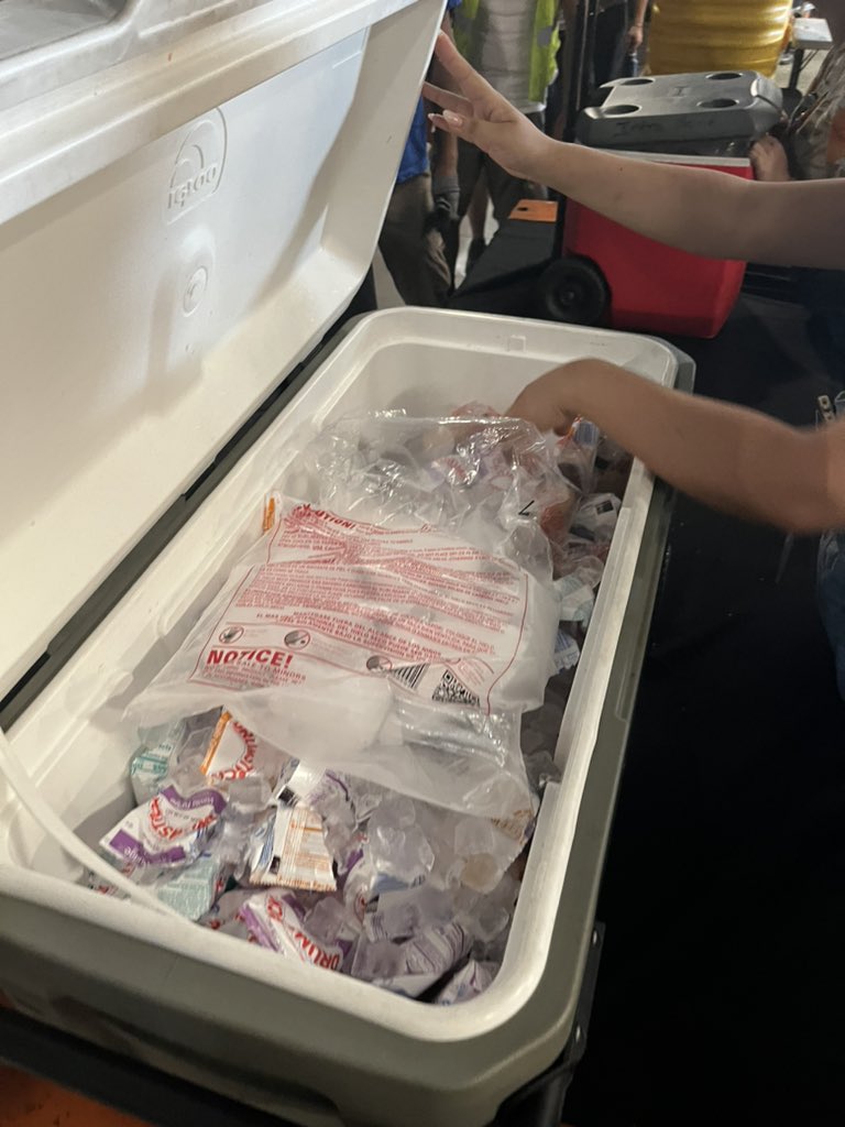 BrionesJerson's tweet photo. Celebrating 30 Safe Work Days! Who doesn’t love ice cream on a hot day! @Shelby2017goair @G_Smith17 @melirere @mboden69 @JessicaB_SAFETY @audreyvb3 @shoffman80 https://t.co/yw44YjVhdB
