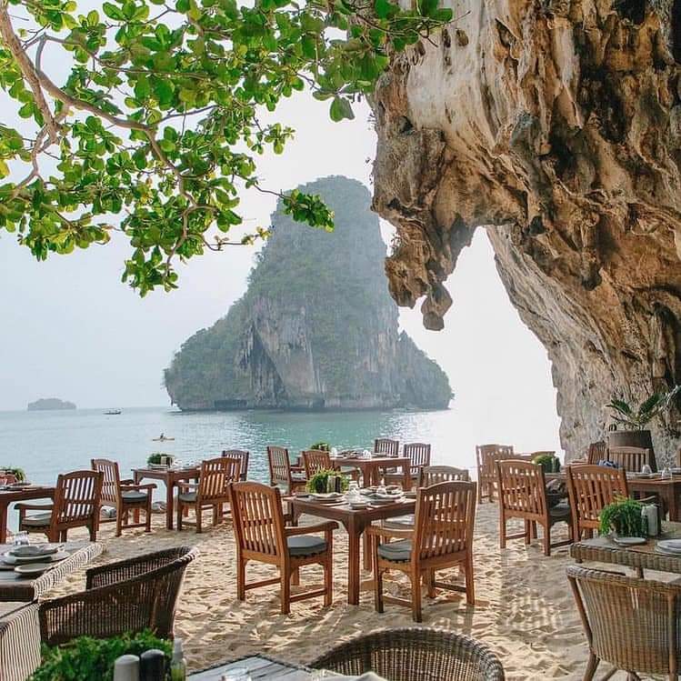 Army904Thailand's tweet photo. #amazingthailand​

Either with your favorite book or perhaps your favorite person, the time you spend under shades of limestone cliffs at our iconic beachfront restaurant is undoubtedly a time well spent.

#Rayavadee, like nowhere else on earth. https://t.co/5GGQcaUf5K