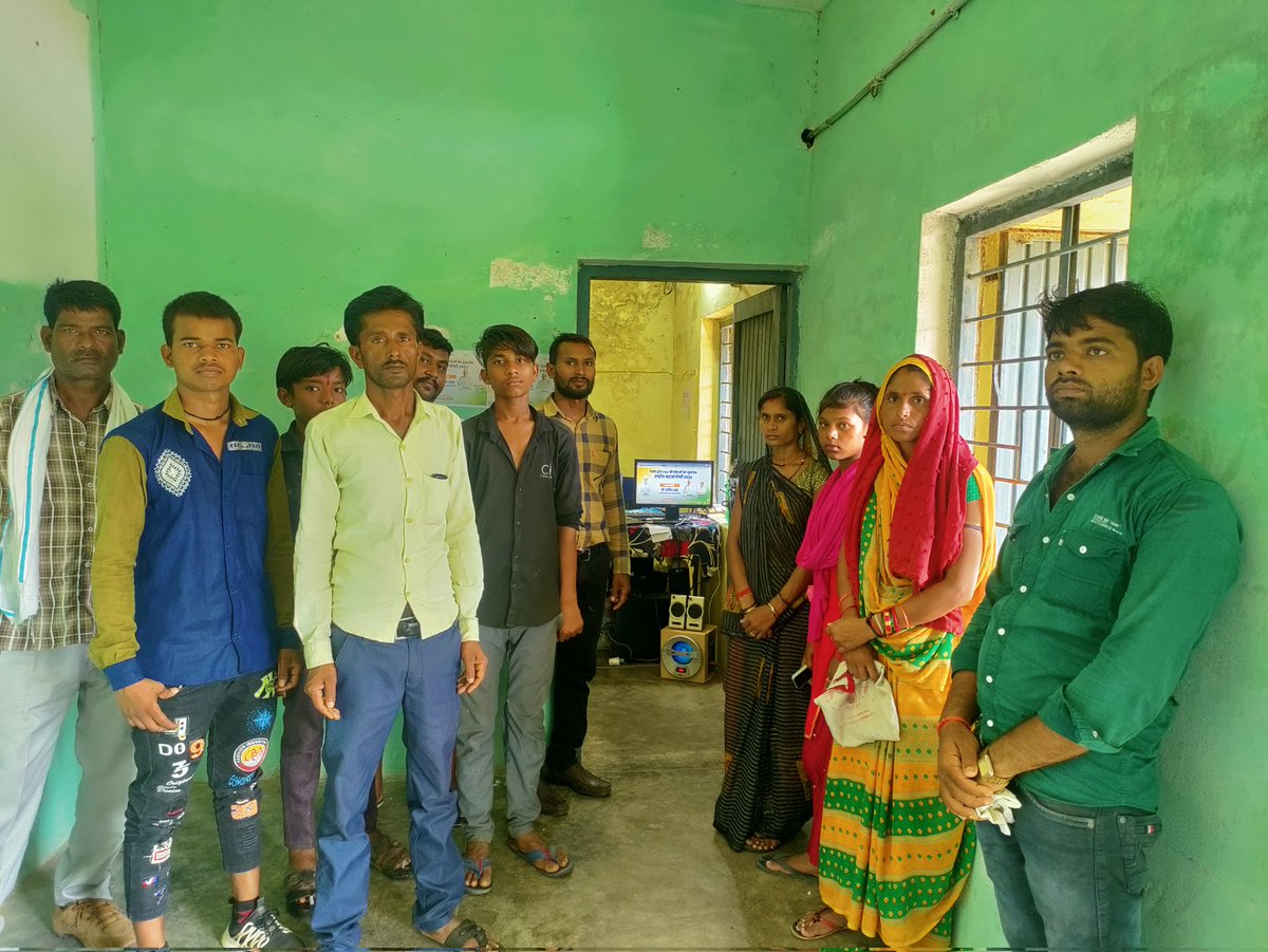 EgovCsc's tweet photo. CSC - Your Trusted Neighborhood Kiosk
Madhya Pradesh
Gram Panchayat- (name) 

#PACSasCSCs
#SahkarSeSamriddhi
#EmpoweringCooperatives
#DigitalIndia

@CSCegov_
@CSCMadhyPradesh https://t.co/mQdh2s2Fog