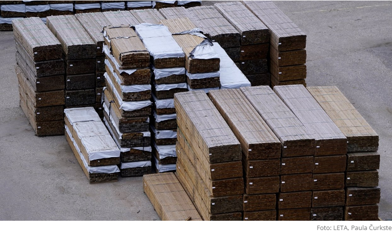 ltvzinas's tweet photo. Meža nozares produkcijas eksports gada pirmajos piecos mēnešos ir sarucis par vairāk nekā 20%, bet importējuši esam par trešdaļu mazāk kokmateriālu. Tādu ainu atklāj @Zemkopibas_min apkopotā informācija. https://t.co/S8jLS6E8VO https://t.co/w9ZEWubucv