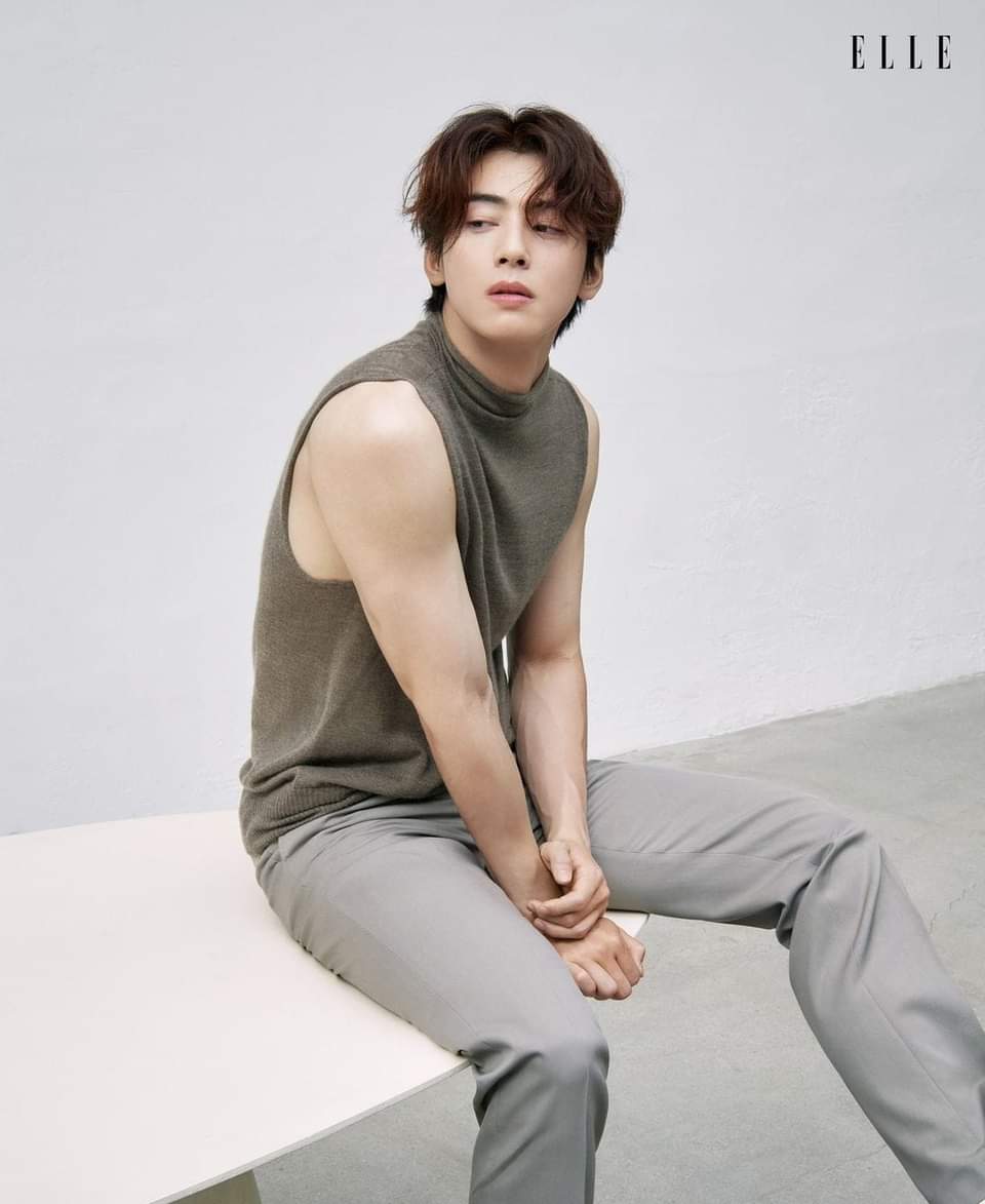 astrolatinfanb's tweet photo. Fotos de #CHAEUNWOO 🐮 para la revista ELLE

🔗https://t.co/fJapgwYIkB

ALFB💫
#ASTRO ⚝ #아스트로 ⚝ #차은우 ⚝ @offclASTRO https://t.co/bhIqG9r4NN