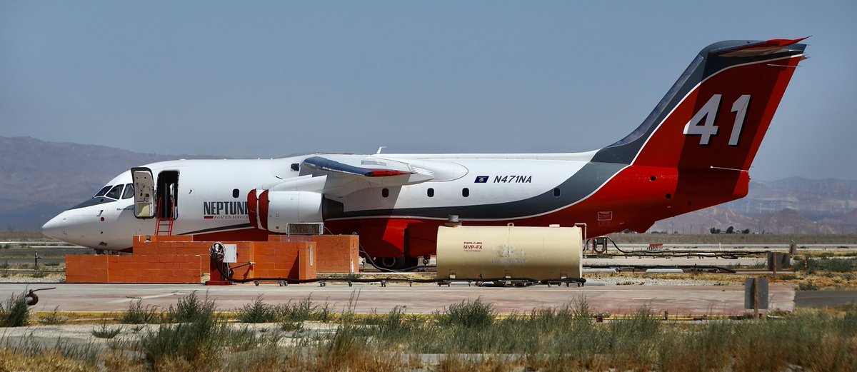 ShorealoneFilms's tweet image. Wildfire aviation assets ready for the fight! staged at Fox Field in #Lancaster #AvGeek #AirAttack 07-20-23
