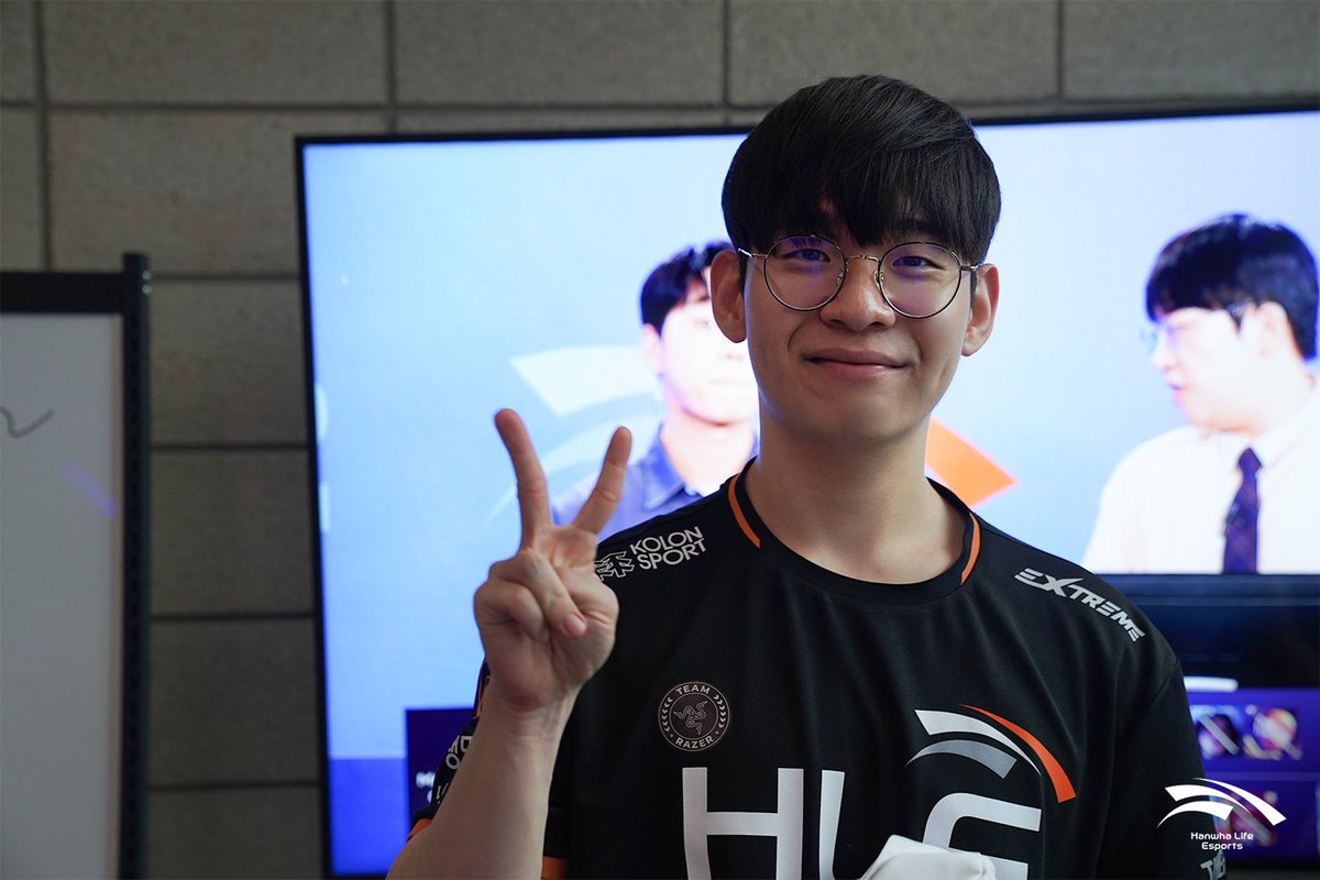 HLEofficial's tweet photo. 📷#LCK Behind Photos
#SUPERDIVE #HLEWIN https://t.co/UwBp7SFBJr