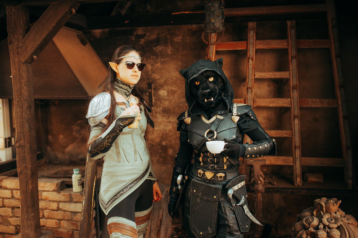 We will make sure you are having a good day 🖤🔥😎

With @CaliaBlackstone 

Photo by @Eosandy 

#khajiitcosplayer #khajiitcosplay #khajiit #elderscrollscosplay #esotavern #esotaverne2023 #ESOFam #cosplayphotography #esotaverne #elderscrollsonline #elderscrollsonlinecosplay