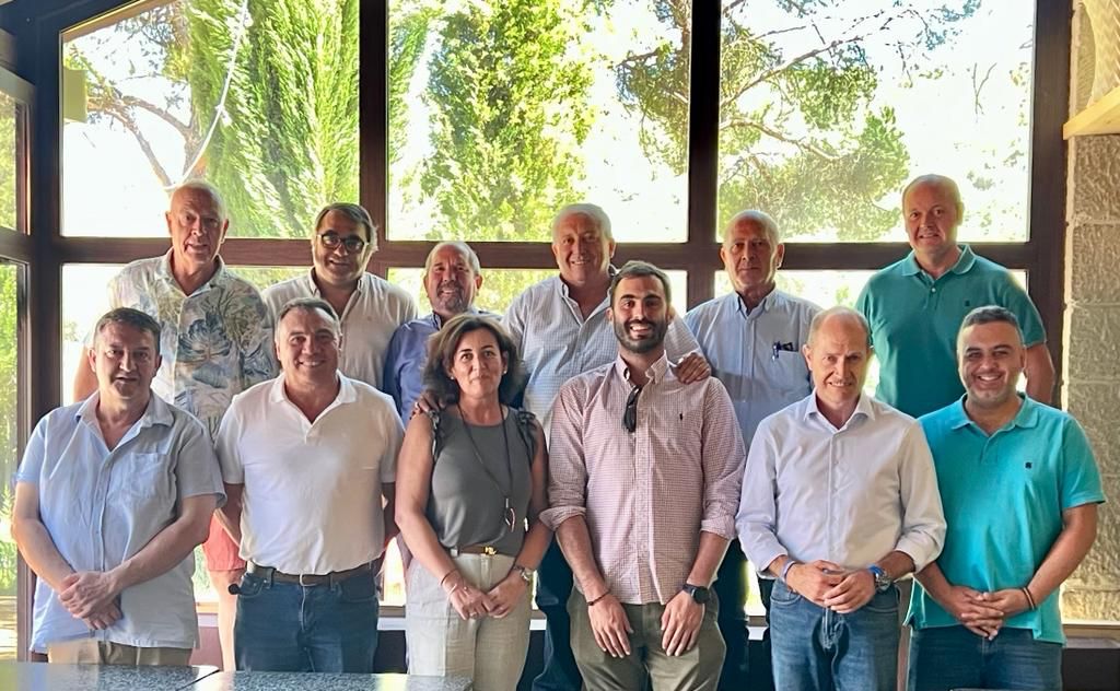 📸 Seguimos con la ronda de reuniones de zona. Esta vez, con los alcaldes y alcaldesas de la zona de #Trillo 
📍Ayuntamiento de Trillo. <a href="/TrilloyComarca/">Trillo</a>