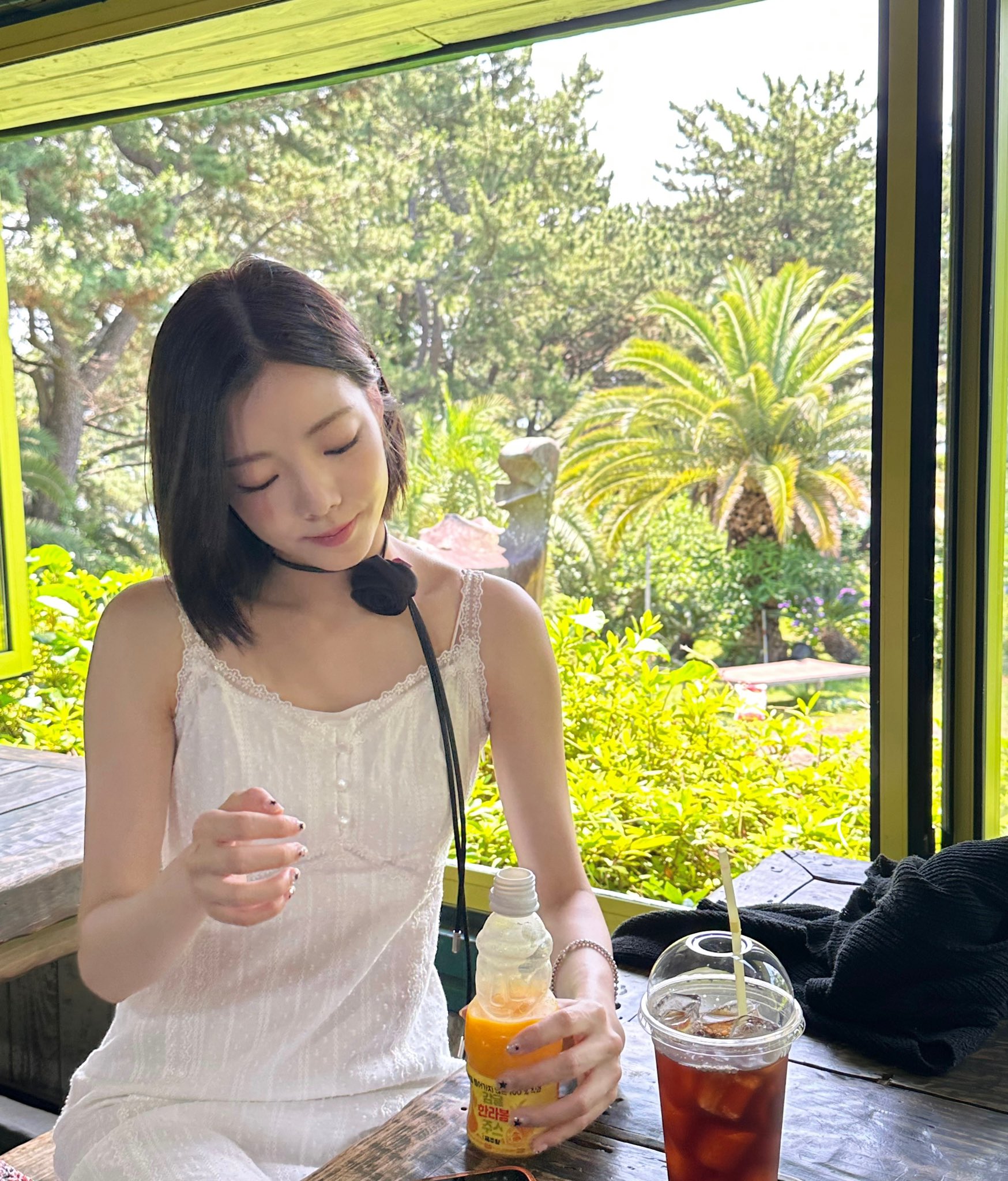 퍼플키스 (PURPLE KISS) on Twitter "[고은] 🍊레고 in jeju🍊 https//t.co