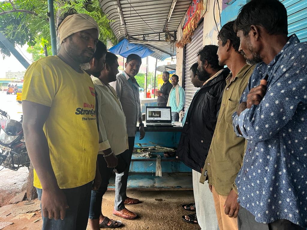 BojjaArun's tweet photo. Watching Live Session Launch of CSC Services by PACS from Kamareddy District Telangana.

#PACSasCSCs #EmpoweringCooperatives 
#SahakarSeSamriddhi 
#CSC #DigitalIndia 
#RuralEmpowerment 
@AshwiniVaishnaw
@AmitShahOffice
@MinOfCooperatn
@HMOIndia
@AmitShah
@CSCegov_
@CSCTelangana https://t.co/Bf1Rasq3WE