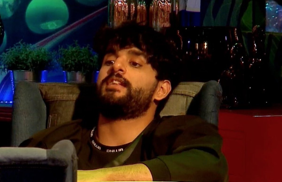 Muzzammilthakur's tweet image. #Bebika - tu kya karta hai doston ke liye ? 

#Abhishek - dil se pyaar sahi time pe guidance, unke liye stand. 

#AbhishekMalhan #FukraInsaan #FukraArmy #BiggBoss #Abhisha  #BiggBossOTT2 #BBOTT2 #Elvish