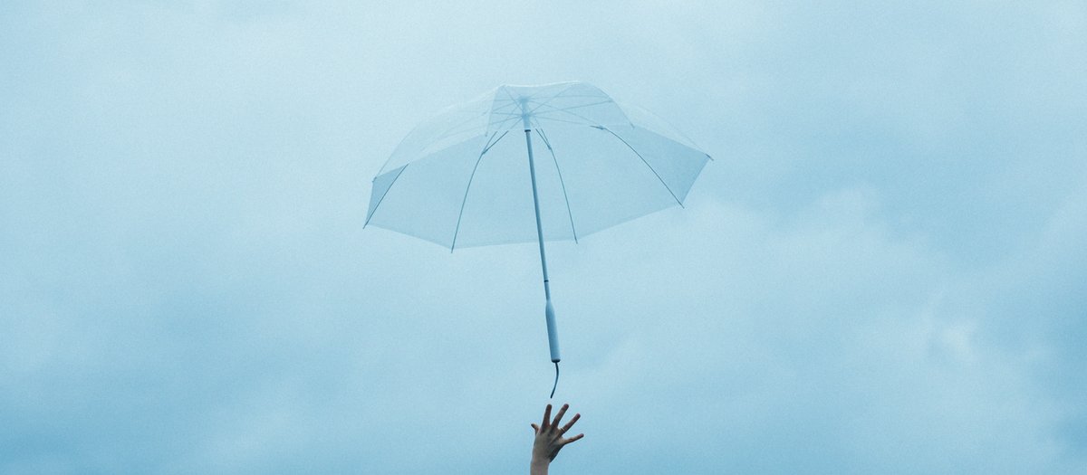 サエラ
+TIC

柴田文江
西澤明洋

オールプラスチックの傘（2,500）

強風でも壊れにくい
独自の構造で安全に開閉

傘生地（900）が交換できる
一体感のあるフォルム

良いものを作って
丁寧に手入れをして
長く大切に使う
日本人のココロです

残りわずか
セール価格で！

ekiten.jp/shop_58710454/…