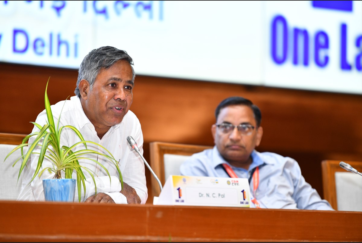 CSIRCRRI's tweet image. Session 3 on Day 5 of #OneWeekOneLab on #BridgeMaintenanceManagement was a resounding success!
Dr. N. C. Pal, Engineer-In-Chief (Design), Works Department, Govt. of Odisha, led as Chairman, ensuring #insightfuldiscussions &amp;amp; #valuableinsights.
#OWOL #IPConclave2023 #CRRI #CSIRCRRI