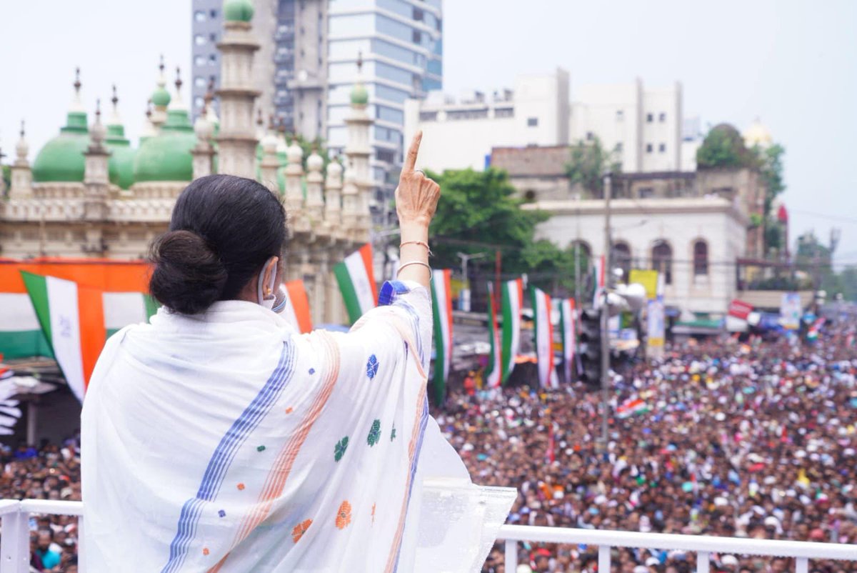 mla52sabina's tweet photo. On #ShahidDibas, we reflect on @MamataOfficial ‘s relentless journey, fighting for the betterment of our society. This day is a call to action-to uphold the principles they fought for and to ensure that their sacrifices were not in vain. Let's strive for a stronger, united India. https://t.co/3RKyQ0nbX3