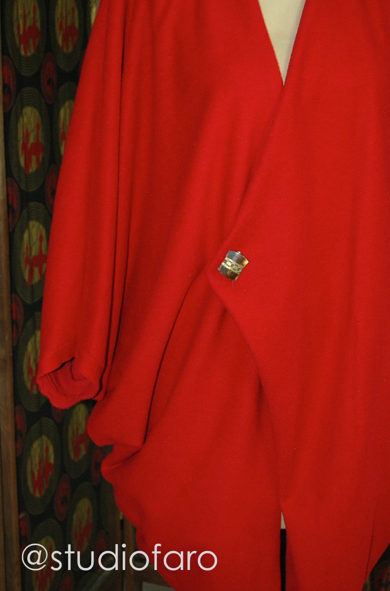 studiofaro's tweet image. The Dolman Coat is one very large pattern piece that becomes a very elegant coat.

#patternpuzzle #studiofaro #creativepatternmaking #wellsuitedblog

studiofaro.com/first-sample-t…