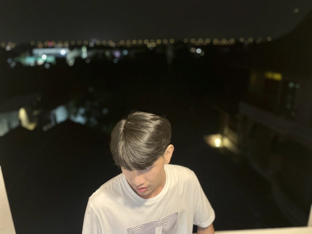 xndriw1's tweet photo. หา FWB ครับขอหญิงแพ้นะครับ
#นัดเย็ดกทม #นัดเย็ด #fwbกรุงเทพ 
#fwb  #นัดเย็ดห้วยขวาง https://t.co/vgo09zGD7A