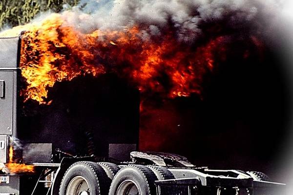 LKW-Brand auf der Brennerautobahn dlvr.it/SsVqpC