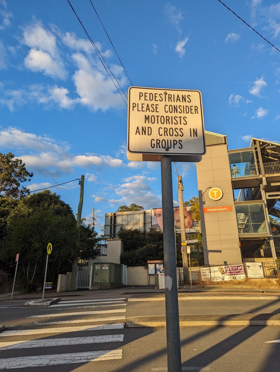 flew all the way to Sydney just to see the single most offensive road sign I've ever seen as a transport planner