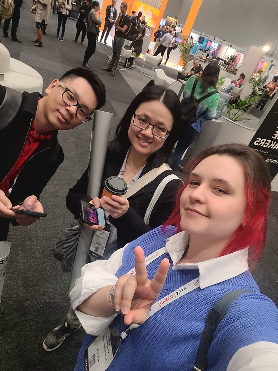 LimCheeLiew's tweet photo. @latrobe @SABE_latrobe @lewseylab  at @Genetics2023 #ICG2023. We made it to the end! https://t.co/JPdaksmoLh