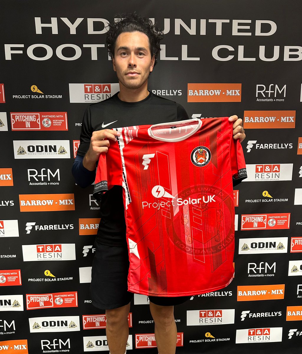 hydeunited's tweet photo. We are delighted that we have signed Hong Kong international defender @skktse 

Read more at https://t.co/z5pXwCIBrq

#OneClub #TigersHyde https://t.co/VYyJSa0Ew2