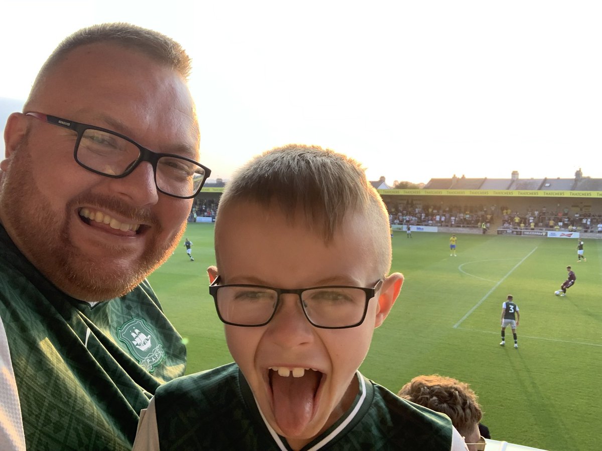tonygibbins85's tweet photo. @Argyle @ArgyleEvergreen really hoping that there’s an open training session before the season starts. Dylan got into argyle when we wandered in on a trip to central and now he lives for it. https://t.co/HChXSRLQOC