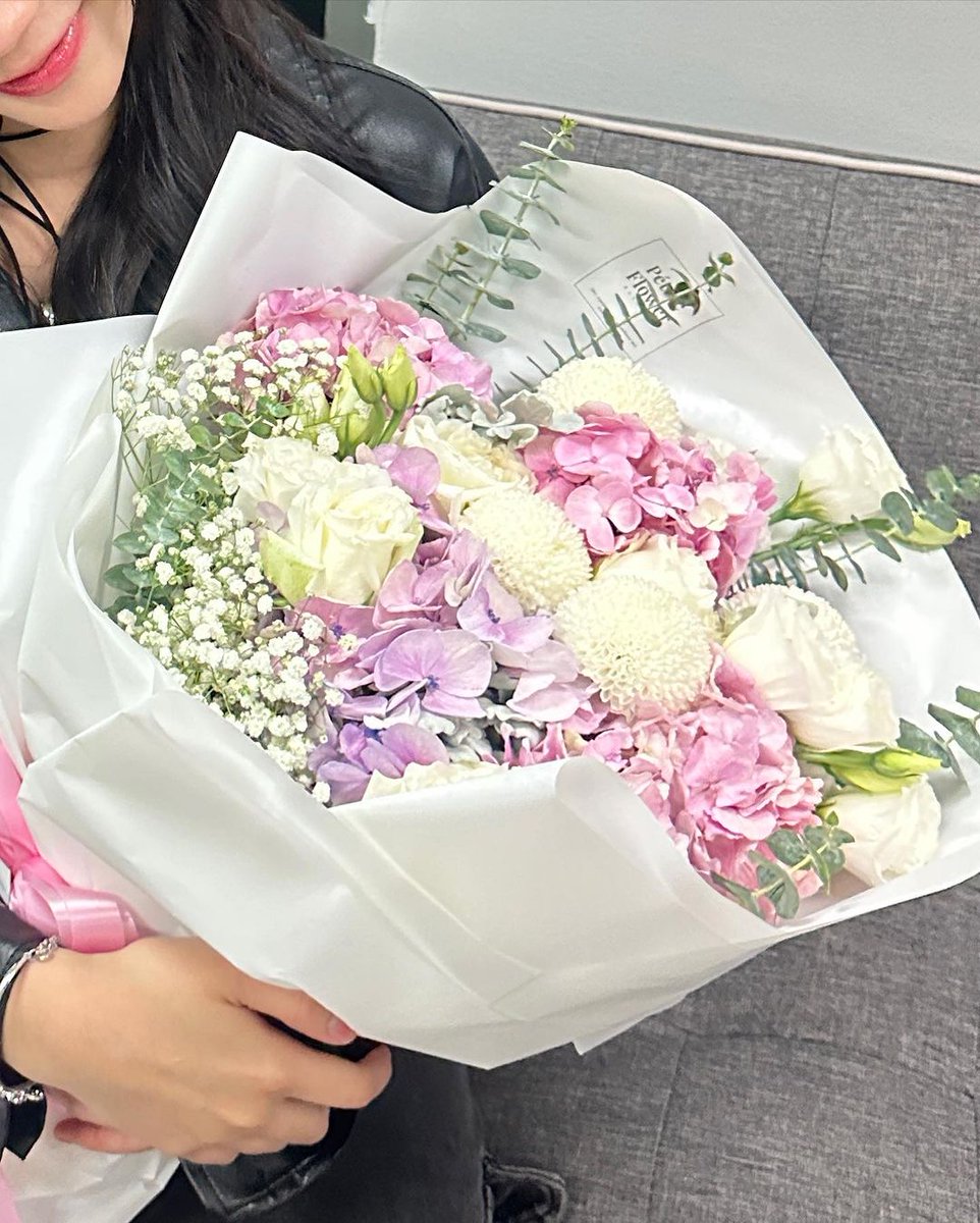 NenieSupport's tweet image. [ ig update ] — #NenieCGM48 

Random 🪄💖 (1)

#opencampconcert2023
#NeniePhitchayapha #INDYCAMP
#BesideBunnie 🩷🐰