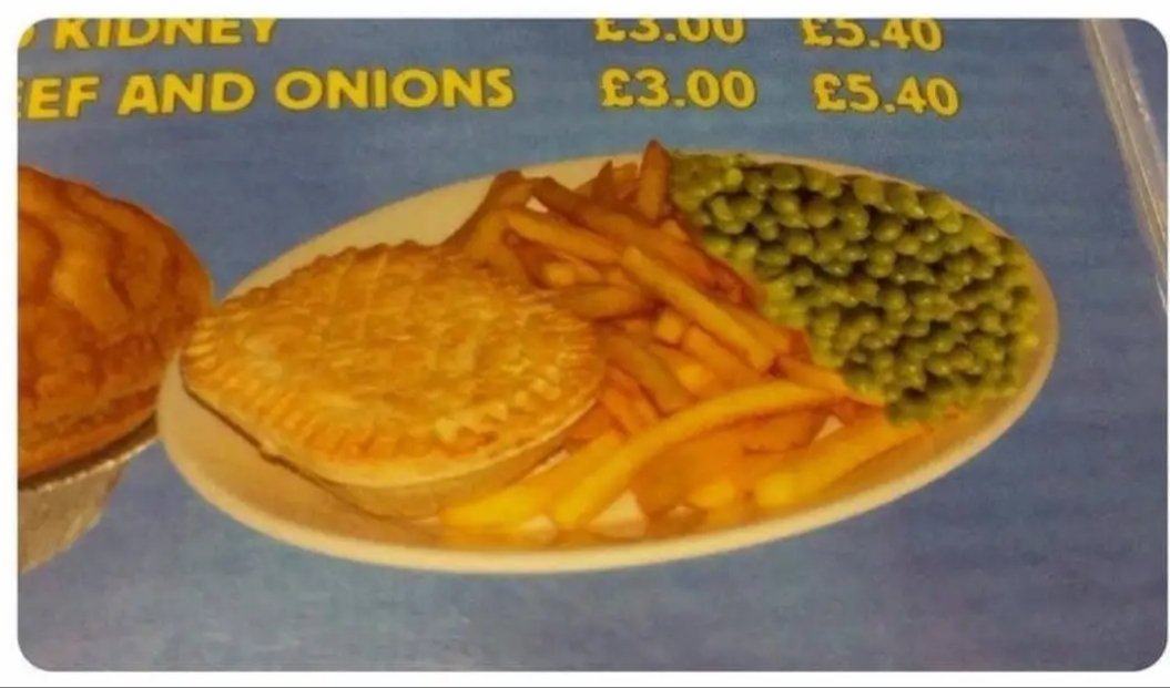 KatySkylab's tweet image. Happy Friyay. #ChippyTea night tonight... 

PS. Why are the peas upside down on this pic?! It's messing about with my head lol!