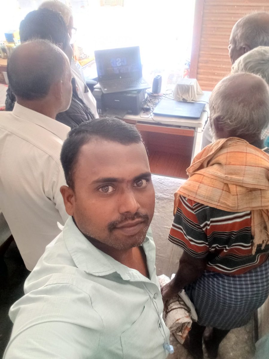 wglurbancsc's tweet photo. Today live sessions arranged in Hanumakonda for Seminar on CSC services through PACS
#PACSasCSCs 
#EmpoweringCooperatives 
#SahakarSeSamriddhi 
#CSC #DigitalIndia 
#RuralEmpowerment

@AshwiniVaishnaw
@AmitShahOffice
@MinOfCooperatn
@HMOIndia
@AmitShah
@CSCegov_
@CSCTelangana https://t.co/UKBv83hHtn