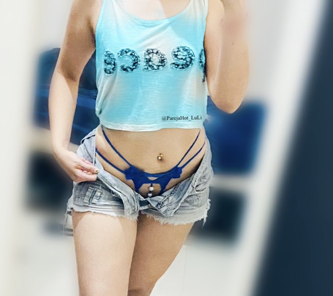 Les confieso que hoy sal&iacute; al super y as&iacute; me fui vestida, &iquest;Qu&eacute; opinan? 😈  Like: Riqu&iacute;sima RT: Riqu&iacute;sima