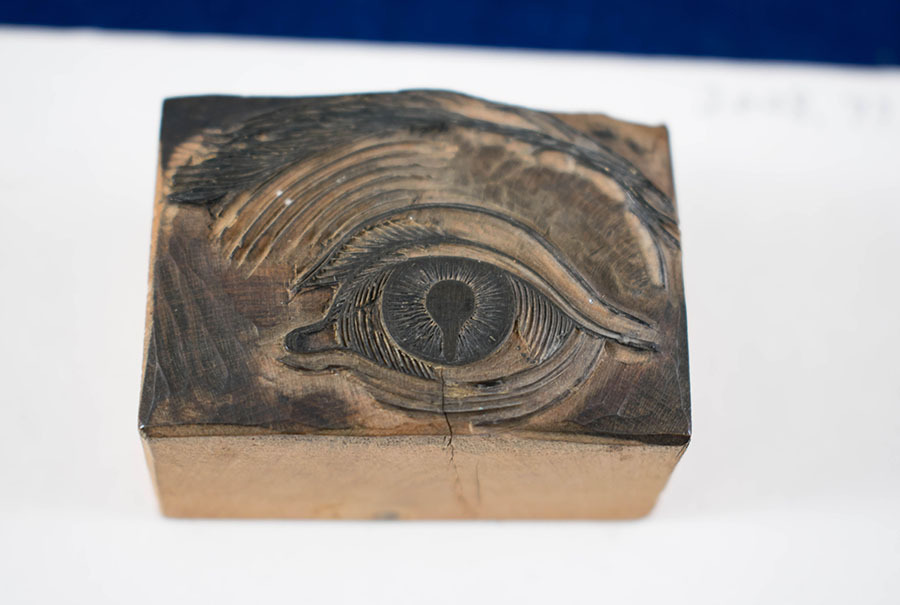 Gillean McDougall 💙 (@gilleanmcd) on Twitter photo Yes, that’s you we’re looking at. Got your eye on ‘the prescription’’s new creative writing competition on <a href="/RCPSGheritage/">RCPSG Heritage</a>’s archive? Blink and you’ll miss the categories for prose/poetry/hybrid writing, deadline coming up on 31st July, details here! tinyurl.com/52t9uytj Yes, that’s you we’re looking at. Got your eye on ‘the prescription’’s new creative writing competition on <a href="/RCPSGheritage/">RCPSG Heritage</a>’s archive? Blink and you’ll miss the categories for prose/poetry/hybrid writing, deadline coming up on 31st July, details here! tinyurl.com/52t9uytj