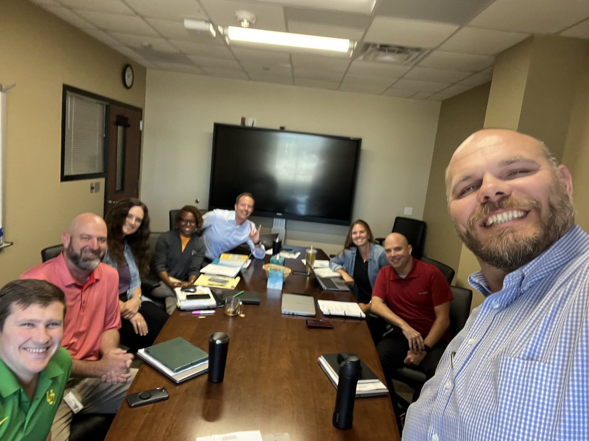 Nick Jones tweet media