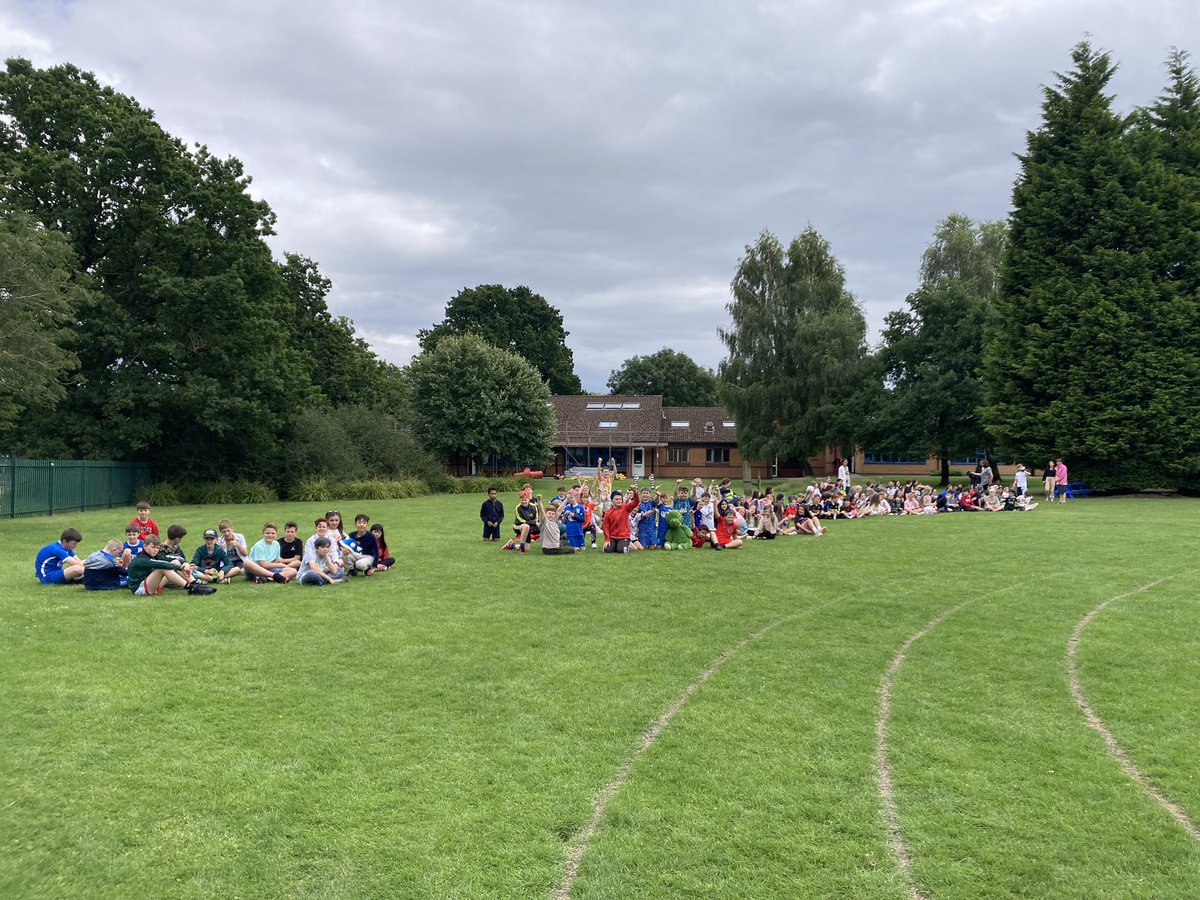 StAugsCPS's tweet photo. Let the battle commence….pupils v teachers at rounders! #SGvalues #intrasport
@OurLadyandAllS1 @BCSSA2 @SSolihullSSP
Whole school are excited and ready to watch! https://t.co/XzuS3yg6Cn