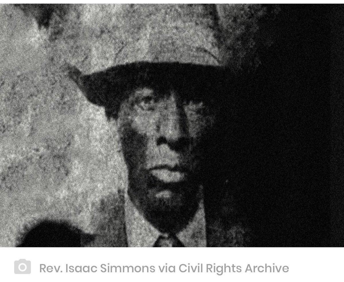 LqLana's tweet image. In 1944, a group of white men lynched Reverend Isaac Simmons, a minister and farmer who owned 270 acres of land in Mississippi because they believed the land had oil deposits. Goal-  to steal his land and profit from it. 

Oh, they weren’t finished after killing the Reverend. The…