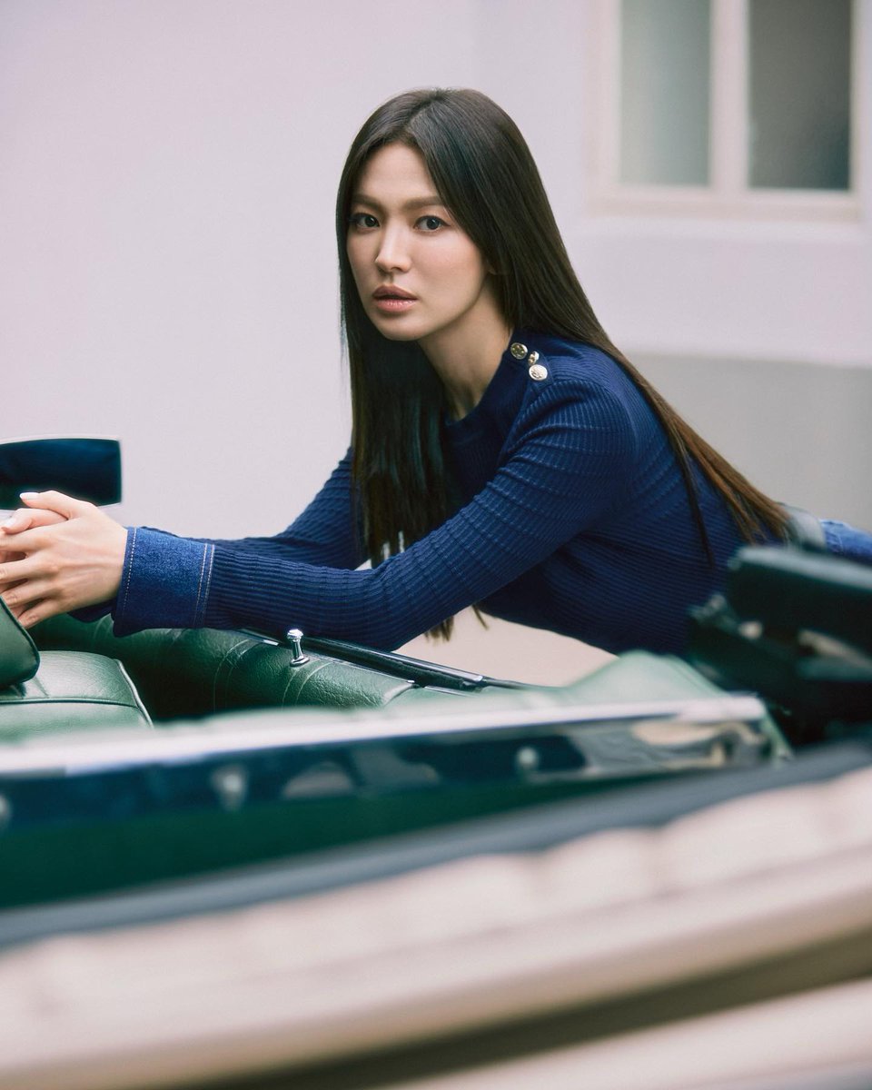 ChiChiecoTogy's tweet image. So gorgeous 🥹 #SongHyeKyo  #송혜교 #MichaaChannel 𝙿𝚁𝙴 𝙵𝙰𝙻𝙻 𝙲𝙾𝙻𝙻𝙴𝙲𝚃𝙸𝙾𝙽 𝟸𝟹'