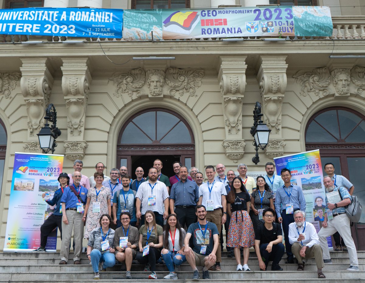 whiteboxgeo's tweet photo. What a great looking group of geomorphometrists! #geomorphometry #geospatial #GIS #geomatics https://t.co/Ae1ERgerDx