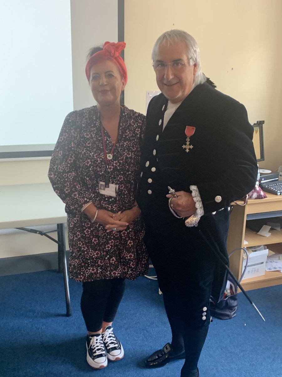 Real life changing substance abuse workshop input to ⁦<a href="/Malbank_Head/">John Harrison</a>⁩ Y9 PD day delivered by the awesome and amazing Ally Hodgeson ⁦<a href="/evolvechange99/">Evolve Change</a>⁩ Denis Dunn ⁦<a href="/cheshiresheriff/">High Sheriff of Cheshire</a>⁩ Debbie Smith ⁦<a href="/CheshireCF/">Cheshire CF</a>⁩ ⁦<a href="/PDL_Malbank/">Alistair Reed</a>⁩