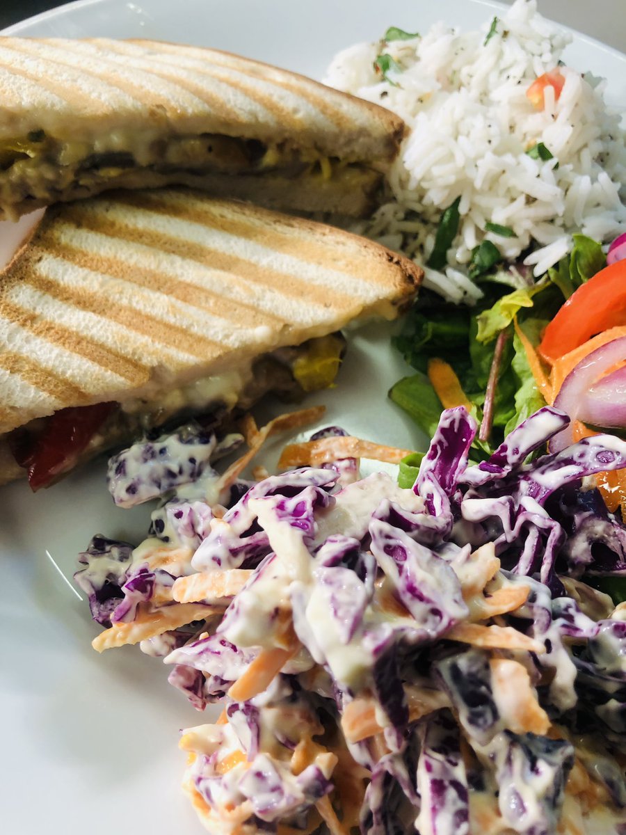 MojosCafe's tweet photo. See this toastie? 
It’s vegan AND gluten-free!! So is the salad!! 
Pan fried peppers &amp; mushrooms with red onion and vegan cheese, if Mojos can, Mojos will!!
And the Loaded Potato &amp; Garlic soup is going down a storm! Thanks for all the lovely comments! #vegan #glutenfree https://t.co/00x7ALQPuK