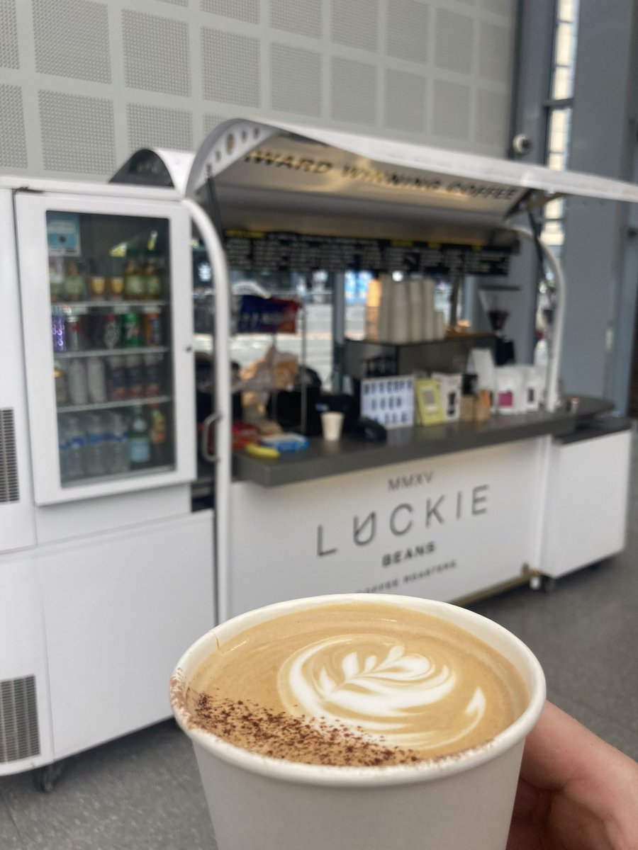 luckie_beans's tweet photo. Coffee is on point inside Haymarket!
#luckiebeans #coffeeroasters #edinburghcoffee #edinburgh #coffeedestination https://t.co/UqkoC40zxY