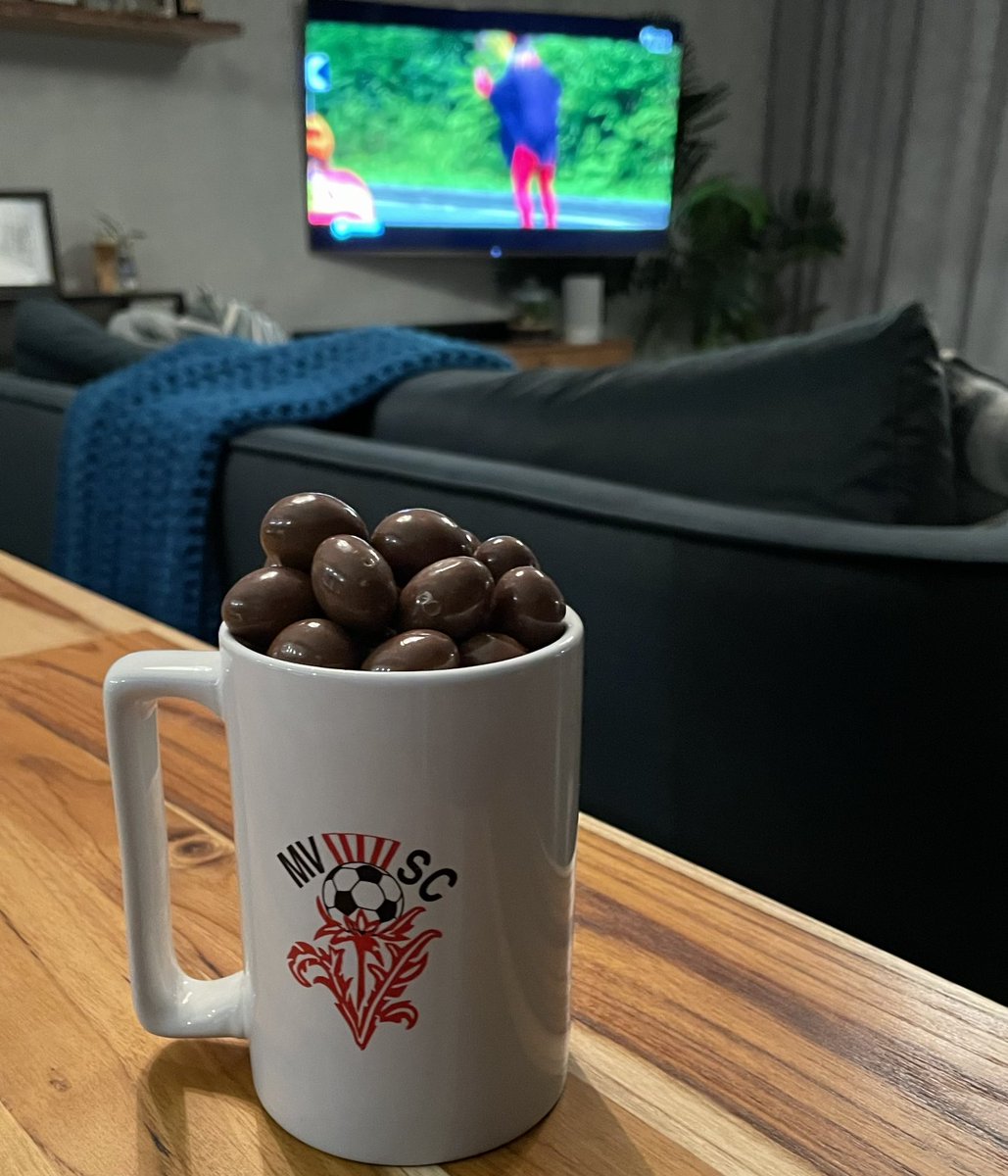 #TourSnacks for this evening is a Deconstructed Chocolate Almond #MugCake with a side of #Didi 🤔 #CouchPeloton #SbsTdf