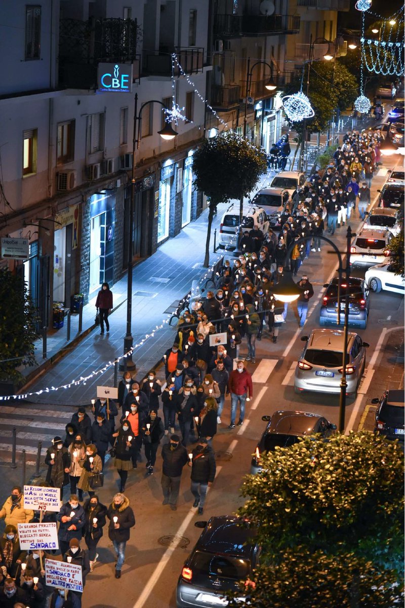 Continua il dibattito suscitato dalla sentenza del Consiglio di Stato sulla vicenda dell’ampliamento di Villa dei Fiori, sentenza che ha dato ragione alla Casa di Cura e torto al Comune, guidato dall’allora sindaco Manlio Torquato.

gazzettadisalerno.it/villa-dei-fior…