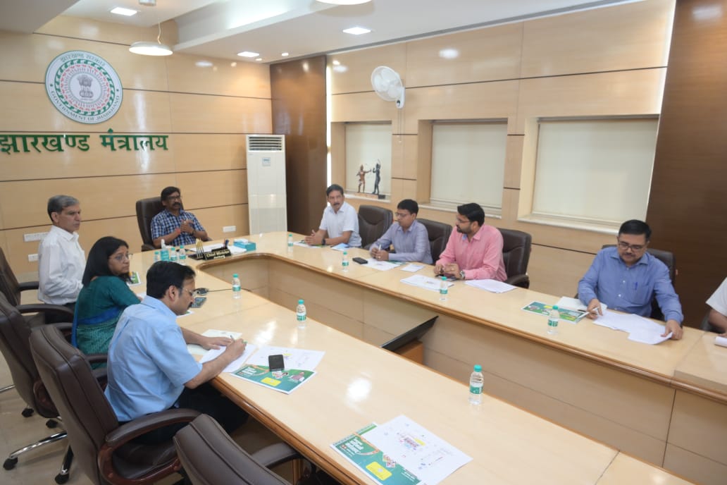 हेमंत सोरेन ने झारखंड आदिवासी महोत्सव की तैयारियों को लेकर अधिकारियों के साथ की उच्च स्तरीय बैठक-Hemant Soren held a high level meeting with officials regarding the preparations for the Jharkhand Tribal Festival