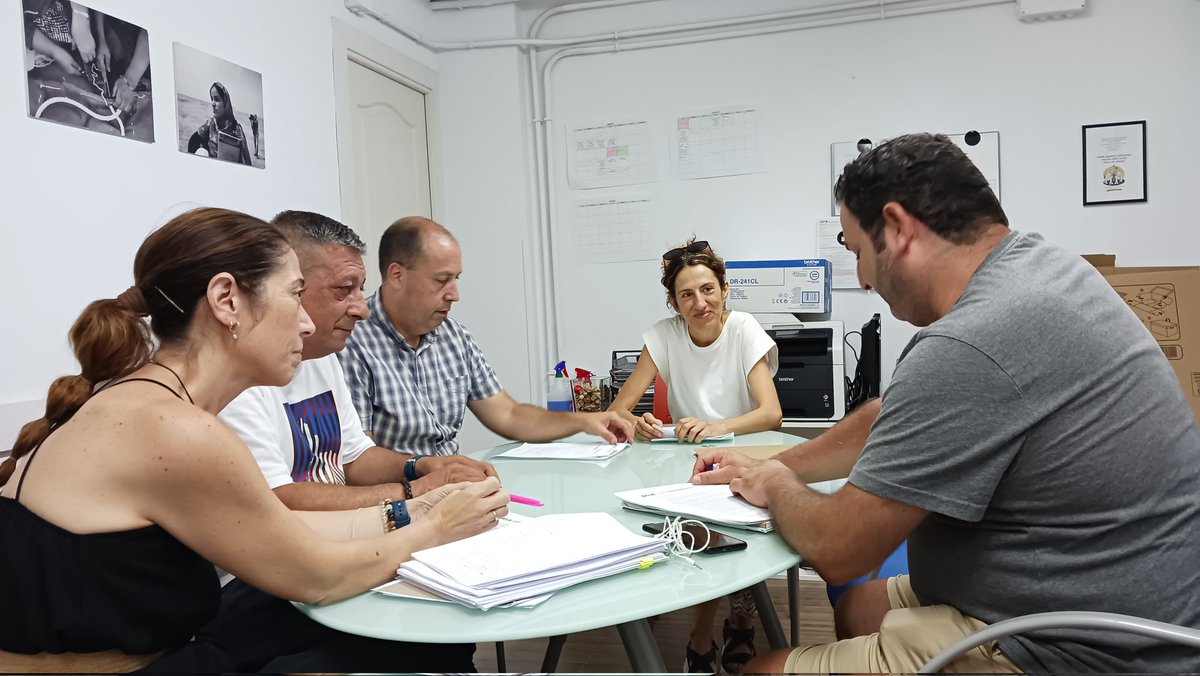 Esta mañana reunión de trabajo de diferentes entidades sociales de #Malaga.
Sumando y unidas en la #transformaciónsocial #inclusiónsocial 🫱🏻‍🫲🏼 
<a href="/asociacionnaim/">Asociación NAIM</a> <a href="/INCIDEong/">INCIDE Málaga</a> <a href="/AsocCodenaf/">Asociación CODENAF</a> <a href="/ArrabalAID/">Asociación Arrabal-AID</a> <a href="/Prodiversa/">PRODIVERSA</a>