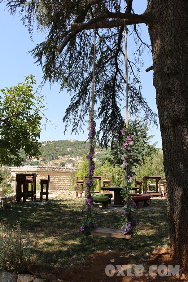 onefineart's tweet photo. Let's stay here to eat something and relax under the shade of a Cedar Tree. https://t.co/hdWRmI3x87
#stayhere #cedartree #relax #cedartrees #maaser #elchouf #lebanon https://t.co/dsXlUW7m9W