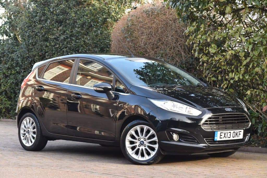 ‼️ CAR STOLEN ‼️ 
Black Ford Fiesta Titanium stolen from Lakeside Car Park nr Marks and Spencer’s between 10:30-11:30.
Owners are dependent on this car
REG - B1  WYB
(Picture for reference) 
Crime ref. 42-130111-23
contact police on 101 @EP_SVIU @EPRoadsPolicing <a href="/UKBountyhunter/">Jo</a>