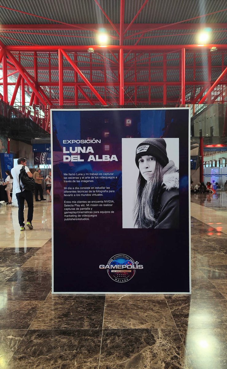 Rimaeternax's tweet image. Hoy está siendo un día increíble, después de dos charlas por fin he podido ir a ver la exposicion de mi trabajo en @Gamepolis_org
Me siento tan afortunada ✨
Gracias y gracias por todo esto ❤️