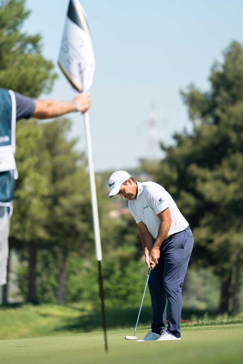 FederGolf's tweet photo. ๐ Barracuda Championship
In California al termine del primo giro conduce ๐ฐ๐ท #Noh con 23 punti. ๐บ๐ธ #Hossler 2/o con 17, ๐บ๐ธ #Gerard e ๐ซ๐ท #Levy 3/i con 16.
๐ฎ๐น Edoardo #Molinari, unico italiano in gara, 70/o con 5 punti.
#golf https://t.co/qBi8RKs61O