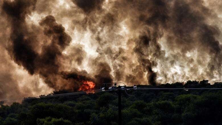 solid4_all's tweet photo. Καμπάνια Αλληλεγγύης στους Πυρόπληκτους
Λεπτομέρειες εδώ: https://t.co/wgIuAvsS69
#φωτιά #φωτιές #Πυρκαγια #πυρκαγιες https://t.co/9zpvzhav6g