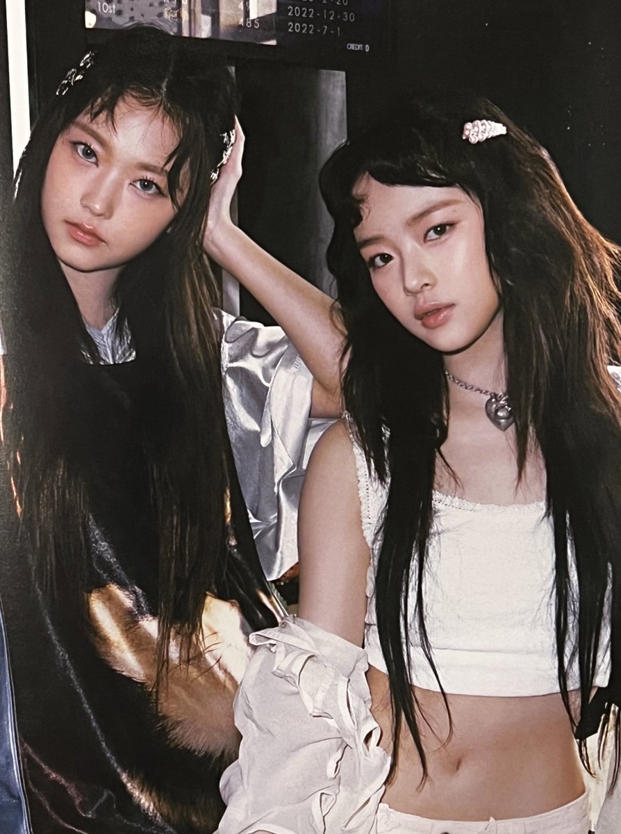 냥냥이두마리😭😭😭😭