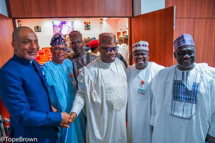 SalisuShuaibA's tweet photo. Photo News: After a Thursday plenary where issues of running of the Senate was discussed.

#SASisOkay
#OgunCentralMovingFoward
#UncommonLegistlation
#SASupdate https://t.co/aICpQ7rNDN