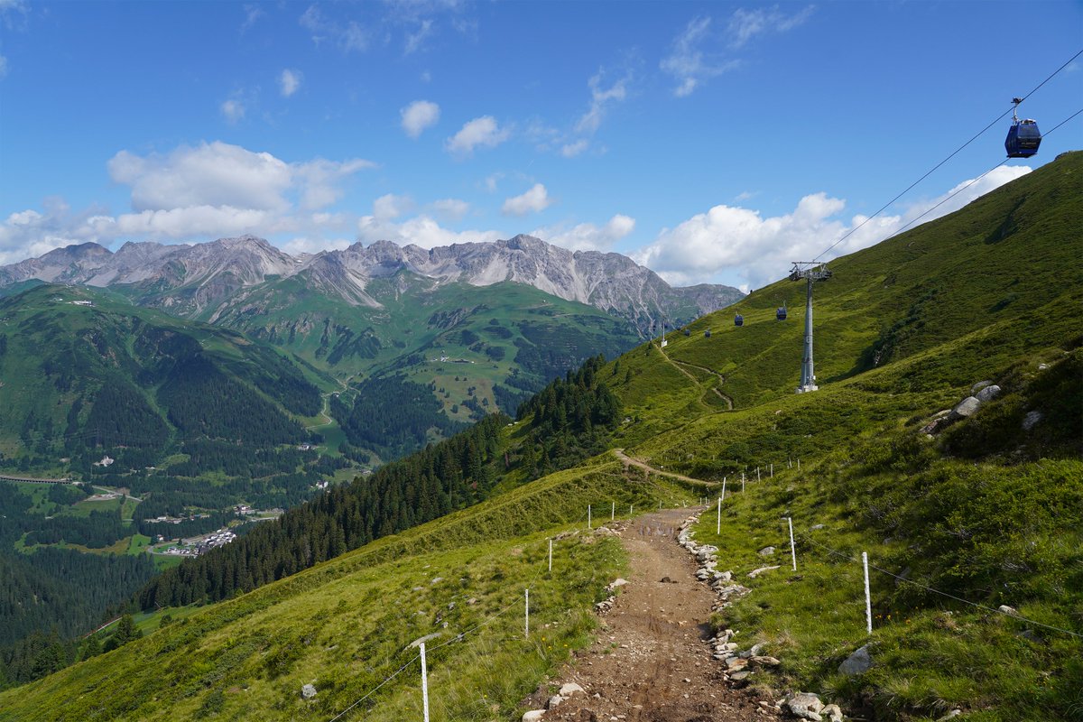 StantonReview's tweet photo. Weekends are for adventure and discovery! Such as a hike or a bike tour on the Rendl. ⛰️☀️

Have a lovely Sunday 👋

📷 Christian Suggi Schranz

#stantonamarlberg #sundayhike #hike #wandern #rendl #arlberg #Sunday https://t.co/O2BUmtcRDh